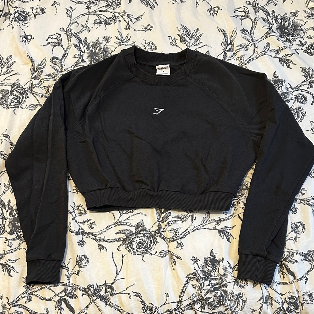 Gymshark Black Cropped Sweatshirt